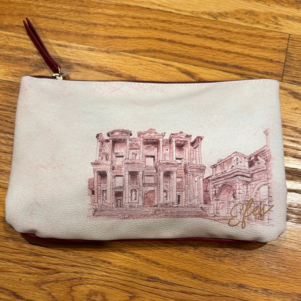 Elegant Cream and Pink Travel Bag